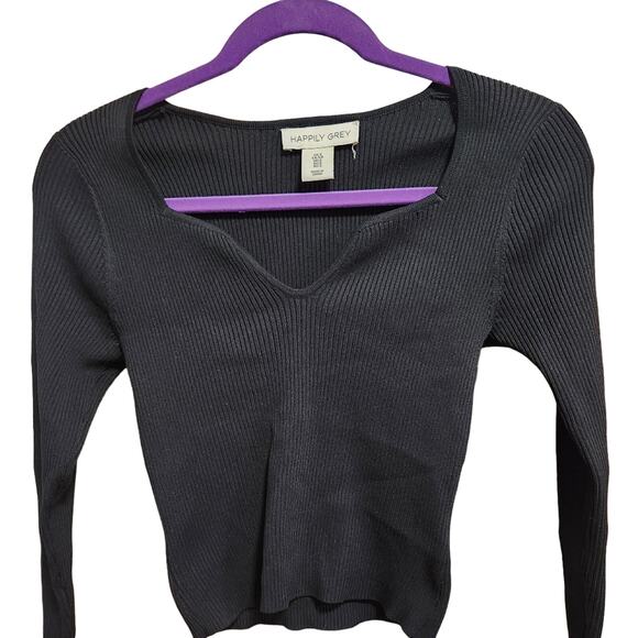 Black knit cropped top by Happily grey - Picture 1 of 4